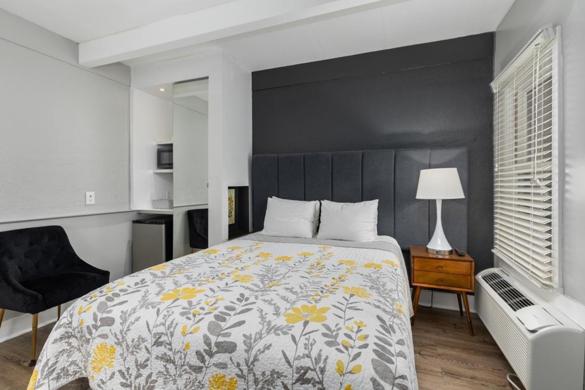 Douglas Blue Star Motel מראה חיצוני תמונה